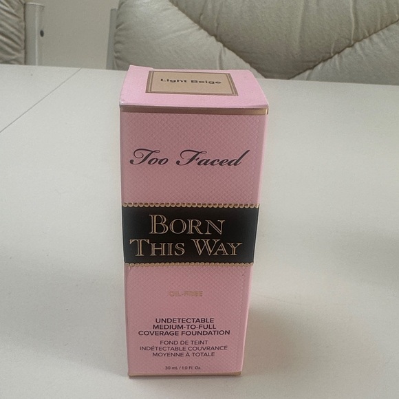 🆕 TOO FACED Born This Way Undetectable Med Coverage Foundation LIGHT BEIGE NIB - Picture 5 of 8